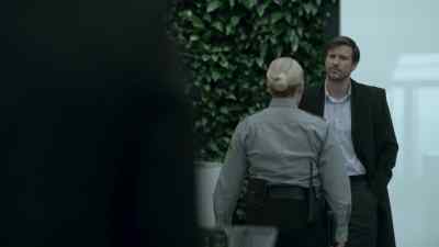 Mrs. Kerlan is
not available
right now. - Absentia