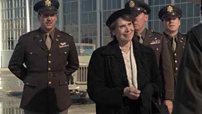 Mrs. Roosevelt, Lieutenant Lee. - The Tuskegee Airmen