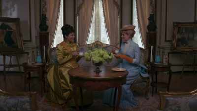 Mrs. Russell gave a large sum, - The Gilded Age