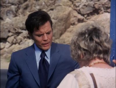 MRS. SCOTT, I'M McGARRETT.
FIVE-O. - Hawaii Five-0