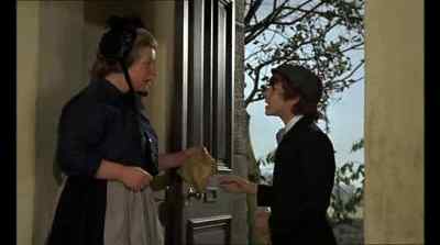 Mrs Viney, here we are.
I've got the buns for tea. - The Railway Children