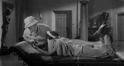 Mrs. Zoomer,
is your husband here? - Abbott and Costello Meet the Mummy
