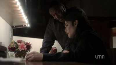 Ms. Bain says, "Do not sign - Michael Jackson: Searching for Neverland