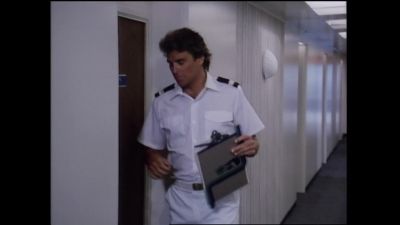 Ms. Culver? Ms. Culver,
it's ace Evans. - The Love Boat