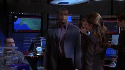 Ms Gavin won't be working with us anymore.
I'll need you two to divide her workload. - 24