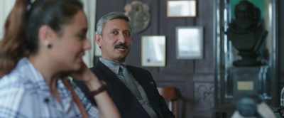 Ms. Mathur trust me,
it's enough if 9F can just pass. - Hichki