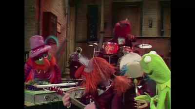♪ Mu-Mu-Muppet Show ♪ - The Muppet Show