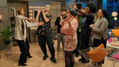 -Muah! Off you go!
-[clapping] - Glow Up: Britain's Next Make-Up Star