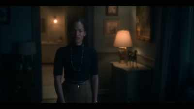 -Much better than that.
-Becs, don't come… - The Haunting of Bly Manor