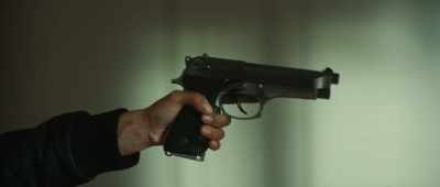 [muffled gunshots] - Wingwomen
