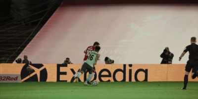 Mullin cuts inside,
edging him off, - Welcome to Wrexham