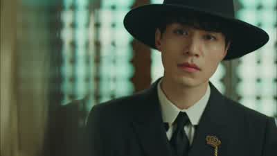 무로 돌아갔다고 소문 무성한 그 도깨비인가? - Goblin