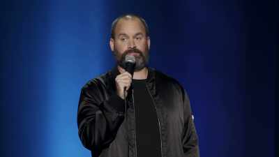 Mult mai uşor decât să fii mamă." - Tom Segura: Disgraceful