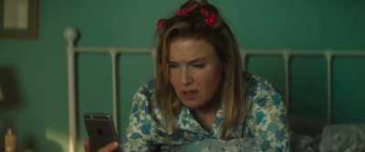 MUM: I'm doing the FaceTime. - Bridget Jones's Baby