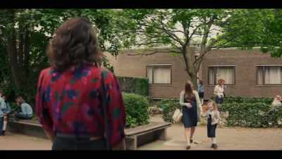 Mum! Mum! - The Couple Next Door