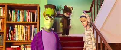 Mum, you're really embarrassing. - Monster Family