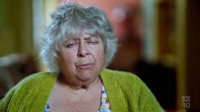 Mummy lost the right side
and she couldn't move or speak. - Miriam Margolyes: Australia Unmasked