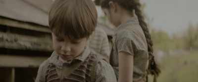 - Mummy loves eggs.
- Hey. - The Railway Children Return