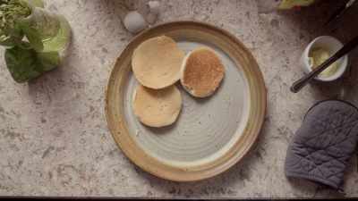 [MUNCHING] - Treasure Trackers