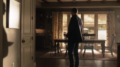 Muncie, call me. - Ray Donovan