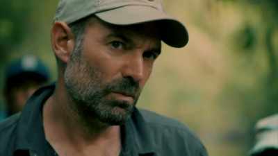 Mungo: ALTHOUGH PYTHONS
SUFFOCATE TO KILL THEIR PREY, - Expedition Mungo