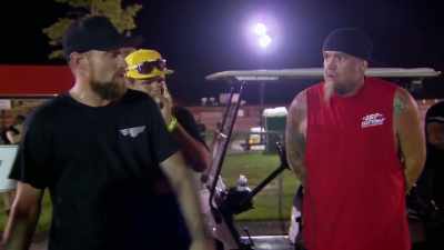 Murder Nova with a side bet,
$500 on you, look at that. - Street Outlaws No Prep Kings Team Attack