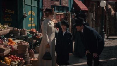 Murdoch:
You like science? - Murdoch Mysteries