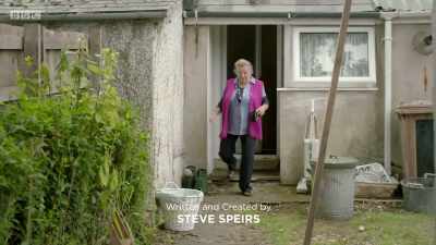 Murphy. Tea's up. - The Tuckers