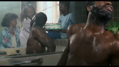 MURTAUGH: Give me some sugar, girl. - Lethal Weapon