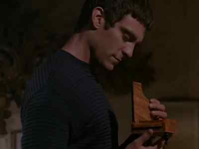[Music Box] - The Pretender