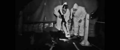 [♪ music building] - Monster Inside: America's Most Extreme Haunted House