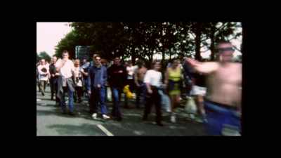 [MUSIC CONTINUES PLAYING] - Oasis: Knebworth 1996