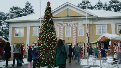 (music continues) - Magic in Mistletoe