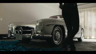 ♪ (MUSIC CONTINUES) ♪ - Jett