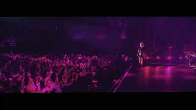[music grows louder] - Taylor Swift City of Lover Concert