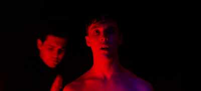 [music and laughter] - Wreck