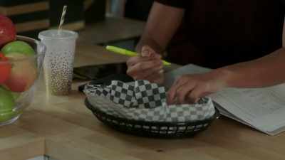 [music on speaker] - Pretty Little Liars: The Perfectionists