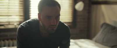 ♪ Music playing on laptop ♪ - Tell Me Lies