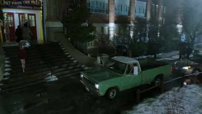 (MUSIC PLAYING) - Riverdale