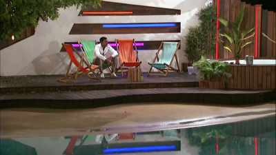 (MUSIC PLAYING) - Love Island