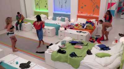 (MUSIC PLAYING) - Love Island
