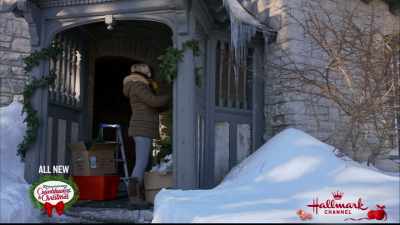 [Music] - A Cheerful Christmas
