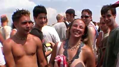 ♪ (MUSIC STOPS) ♪ - Woodstock 99: Peace Love and Rage