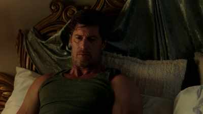 [música agradable] - Couples Retreat Murder