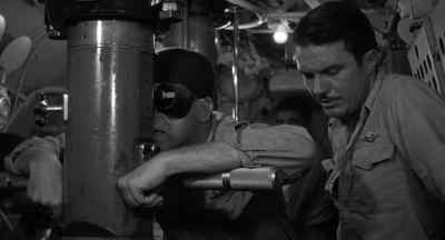 Must be off
an American ship. - Battle of the Coral Sea
