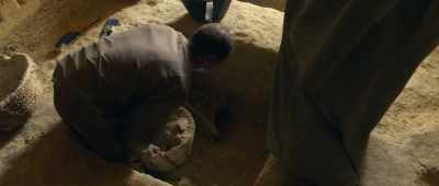 [Mustafa] Get Dr. Mohammad
and tell him the foreman needs him. - Secrets of the Saqqara Tomb