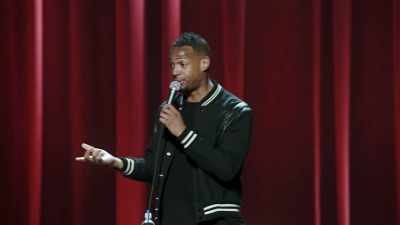 [mutters indistinctly] - Marlon Wayans: Woke-ish