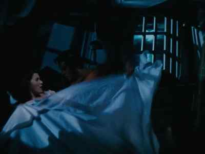 -(MUTTERS)
-Shh! Keep still. You'll get your throat cut. - The Black Swan