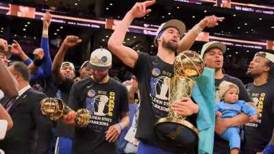 MVP! MVP! MVP! - Stephen Curry: Underrated