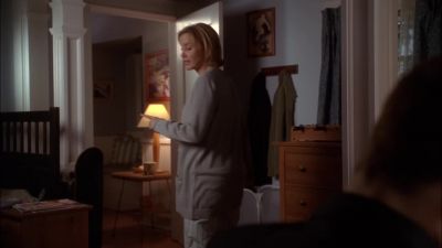 Mwah. (Sniffles) - Desperate Housewives